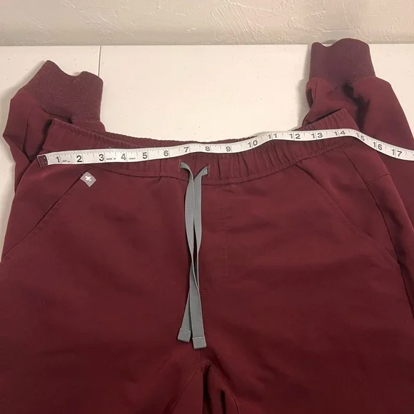 Figs Jogger - Picture 7 of 10